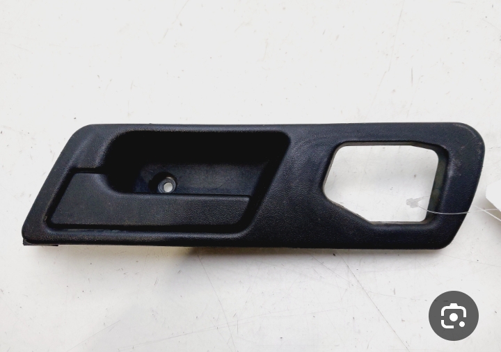 مقبض باب داخلي متوافق مع سيارات BMW الفئة الخامسة طراز E34.  فئه 500