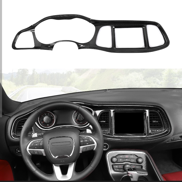 ديكور للوحة العدادات (دشبول) بنقشة الكاربون فايبر لسيارات دودج تشالنجر