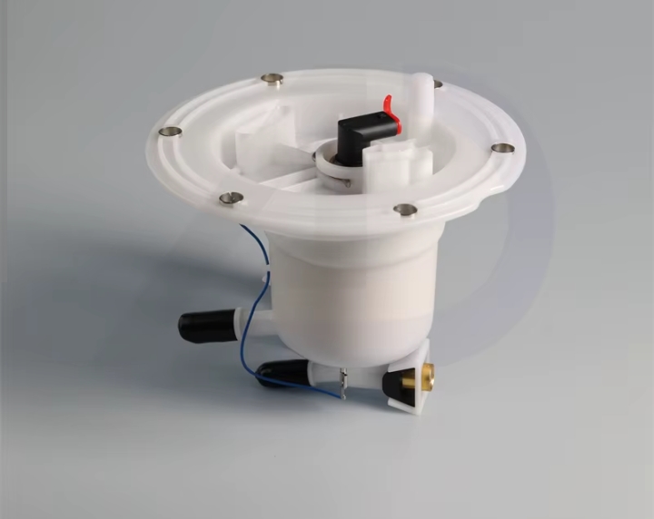 فلتر وقود مساعد (Fuel Filter/Sender Unit) لسيارات مرسيدس-بنز.