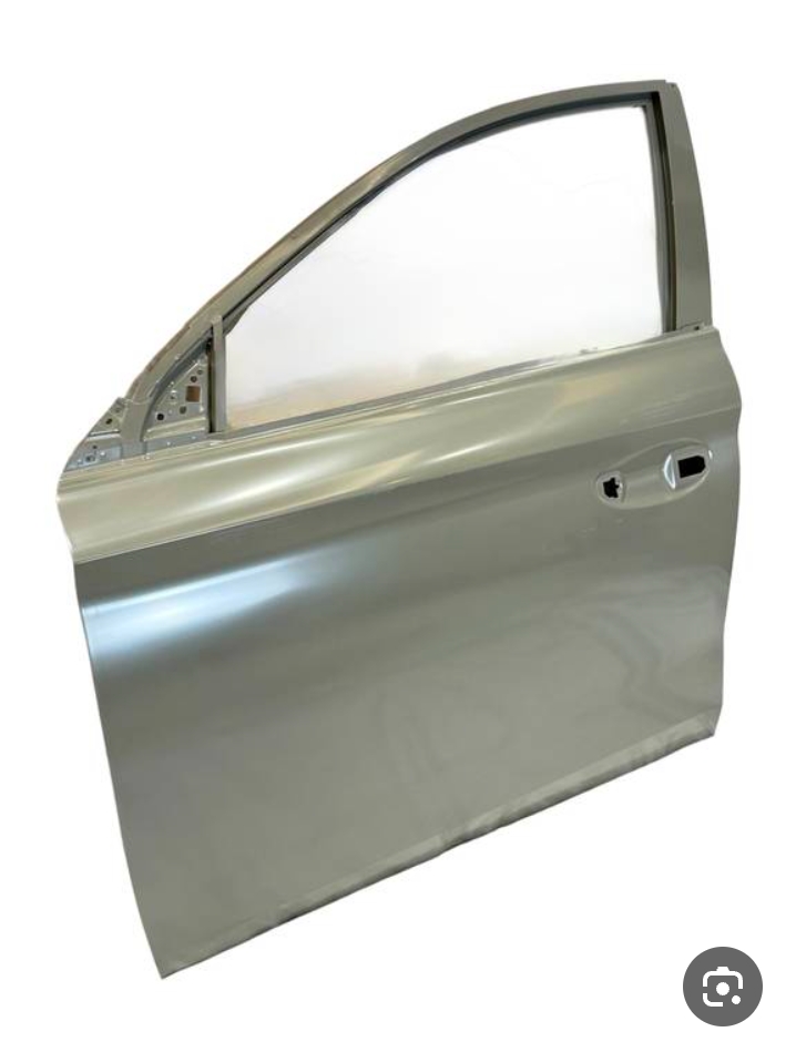 أبواب أمامية لسيارة ام جي جي تي" (MG GT).