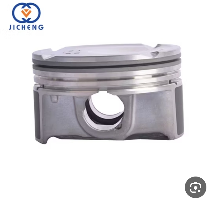 مكبس محرك (Piston)، وهو جزء أساسي في محركات الاحتراق الداخلي