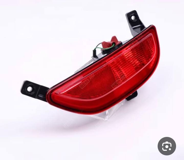 مصباح المصد الخلفي (Rear Bumper Reflector) المخصص لسيارة شيري تيجو 8 برو.