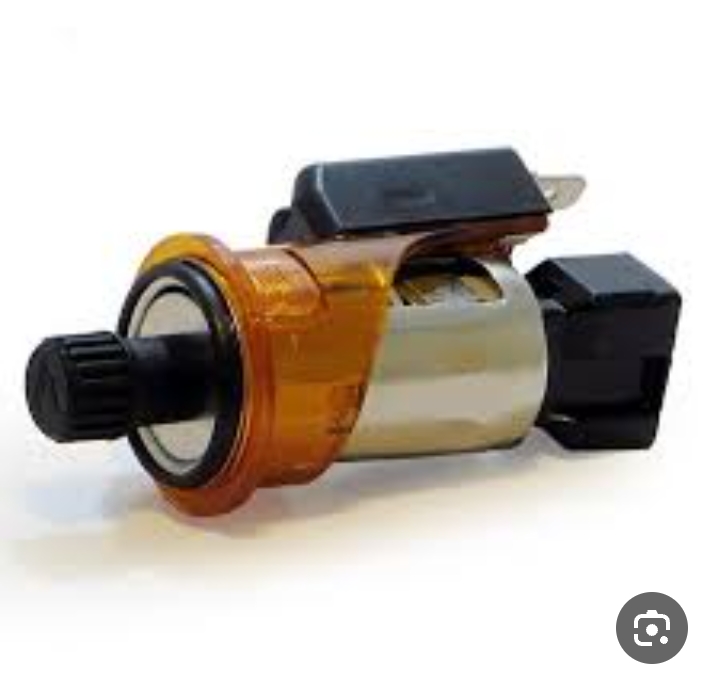 ولاعة سجائر لسيارة سمند