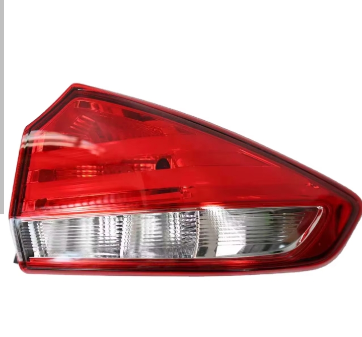 مصباح خلفي (Tail Light Assembly)سازوكي سياز اصلي
