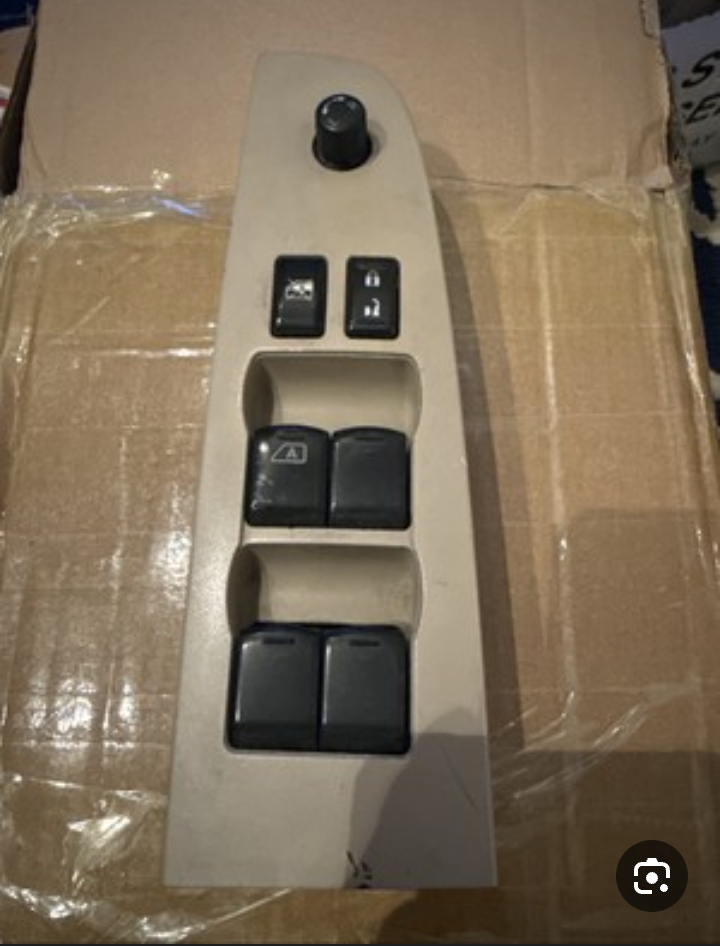 مفتاح تحكم في نوافذ السيارة (Master Power Window Switch) سازوكي سياز 2023