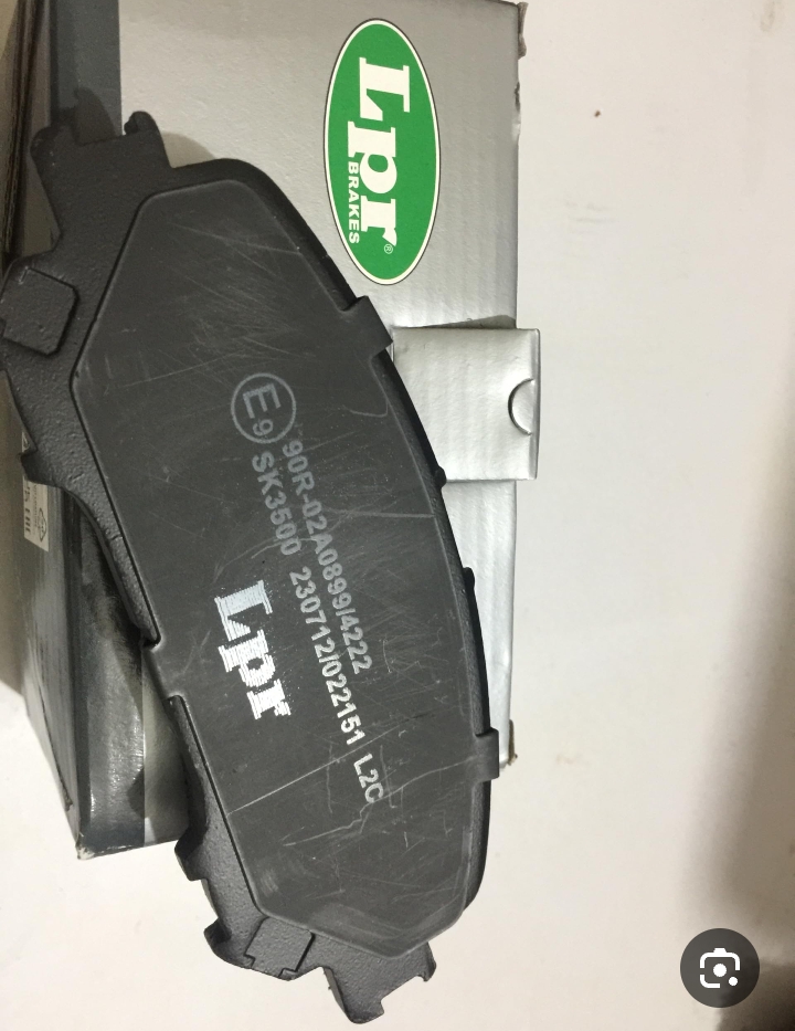 (فحمات) لسيارة سوزوكي سويفت،