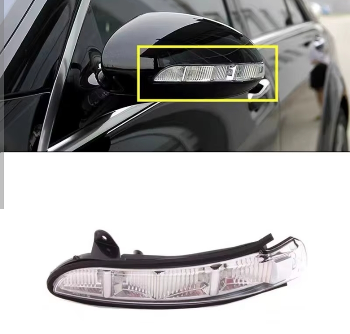إشارة انعطاف لمرآة الباب (Turn Signal Assembly) متوافقة مع سيارات مرسيدس-بنز من الفئات W211 و W221.