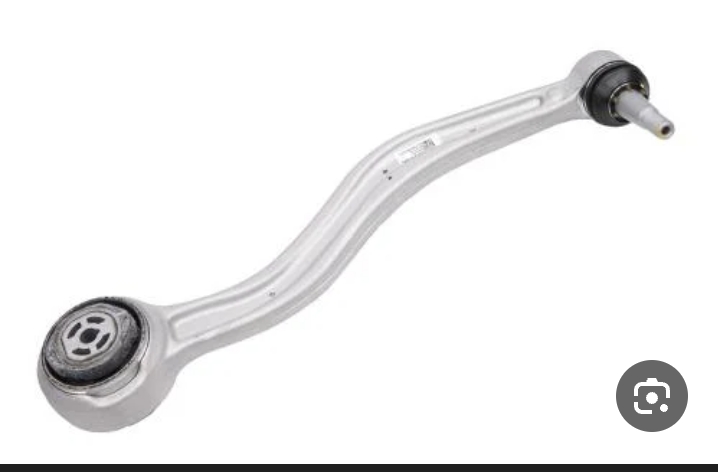 ذراع خلفي كبير كاديلاك XT5